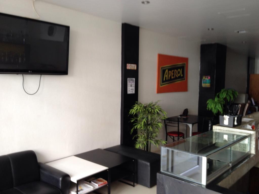 Sunshine Guesthouse Patong Exteriör bild