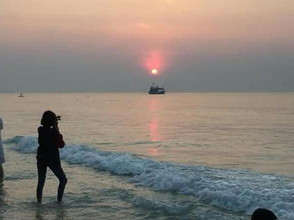 Sunshine Guesthouse Patong Exteriör bild