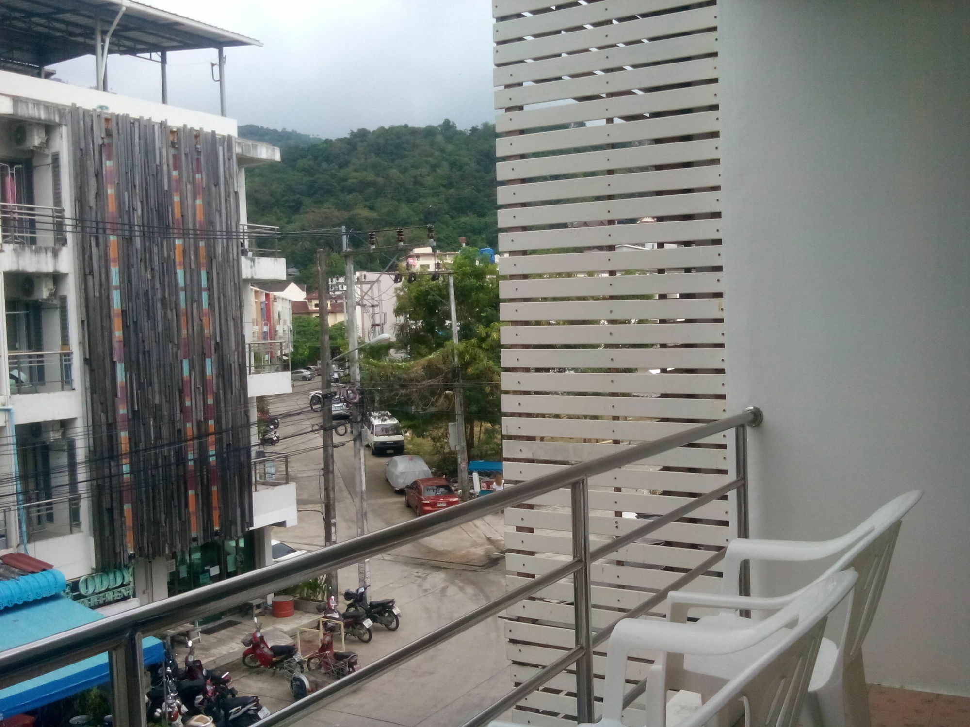 Sunshine Guesthouse Patong Exteriör bild